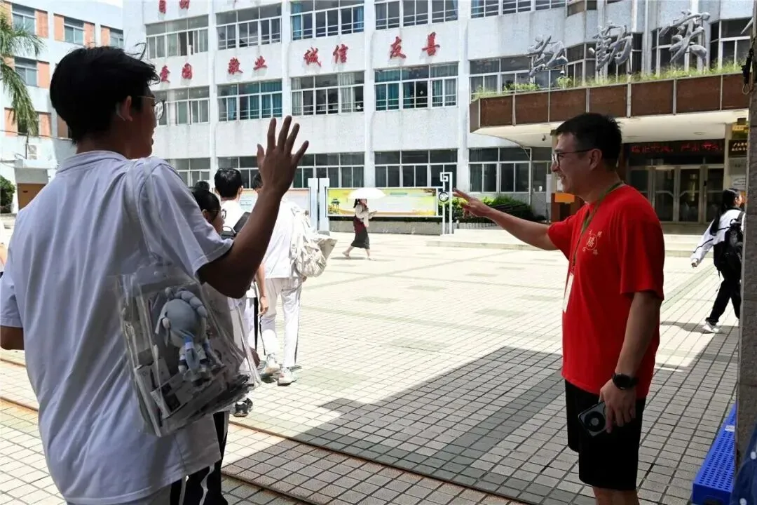 2026年汕头中考开考 17.9万名学子从容赴考逐梦-第4张图片-四季读书网