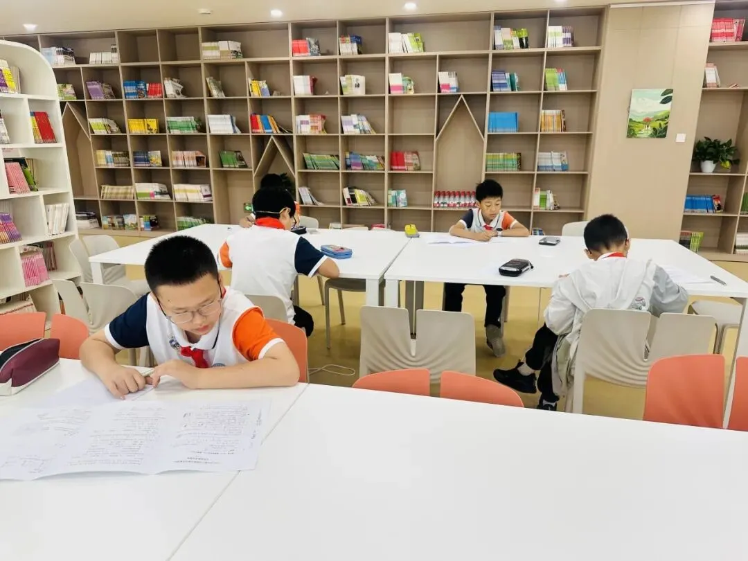 不执试卷执笔实践,深耕素养聚力生长——杭州市丹枫实验小学免考生跨学科实践探索-第22张图片-四季读书网 不执试卷执笔实践,深耕素养聚力生长——杭州市丹枫实验小学免考生跨学科实践探索-第22张图片-四季读书网
