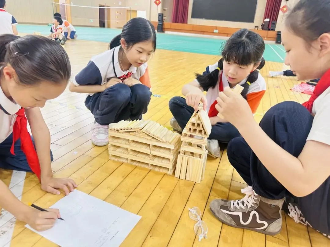不执试卷执笔实践,深耕素养聚力生长——杭州市丹枫实验小学免考生跨学科实践探索-第40张图片-四季读书网 不执试卷执笔实践,深耕素养聚力生长——杭州市丹枫实验小学免考生跨学科实践探索-第40张图片-四季读书网