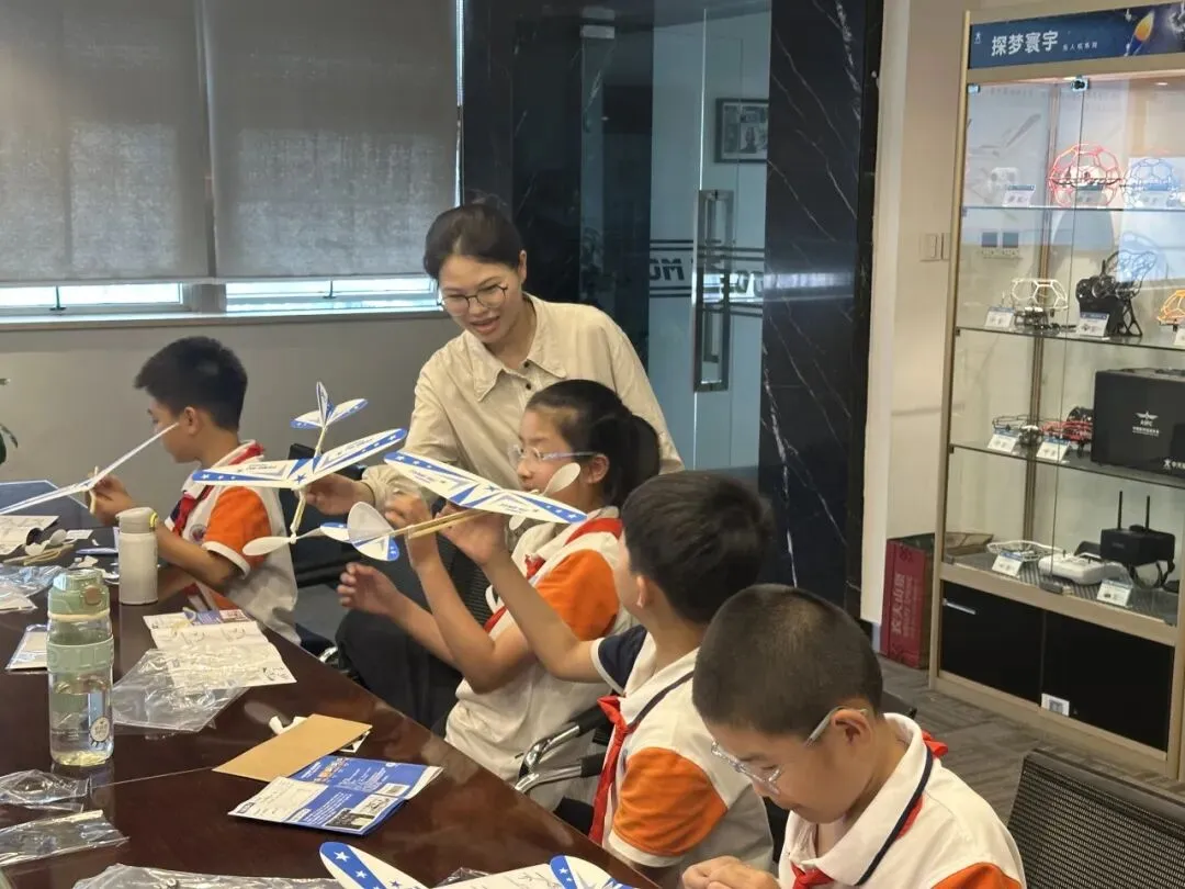不执试卷执笔实践,深耕素养聚力生长——杭州市丹枫实验小学免考生跨学科实践探索-第78张图片-四季读书网 不执试卷执笔实践,深耕素养聚力生长——杭州市丹枫实验小学免考生跨学科实践探索-第78张图片-四季读书网