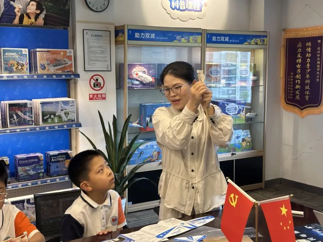 不执试卷执笔实践,深耕素养聚力生长——杭州市丹枫实验小学免考生跨学科实践探索-第80张图片-四季读书网 不执试卷执笔实践,深耕素养聚力生长——杭州市丹枫实验小学免考生跨学科实践探索-第80张图片-四季读书网