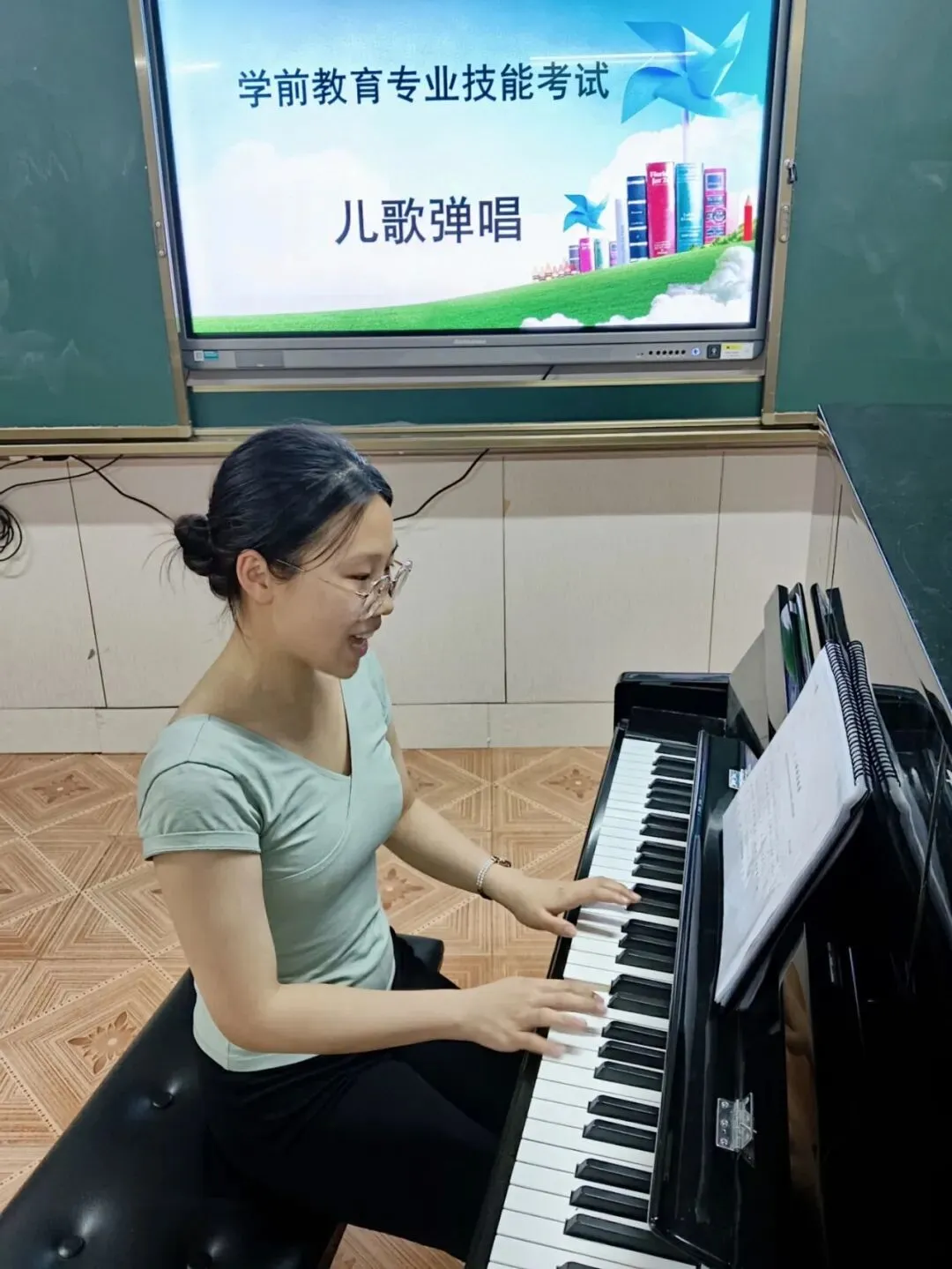 夯实基础,苦练技能--学前旅游专业模拟测试圆满成功-第11张图片-四季读书网 夯实基础,苦练技能--学前旅游专业模拟测试圆满成功-第11张图片-四季读书网