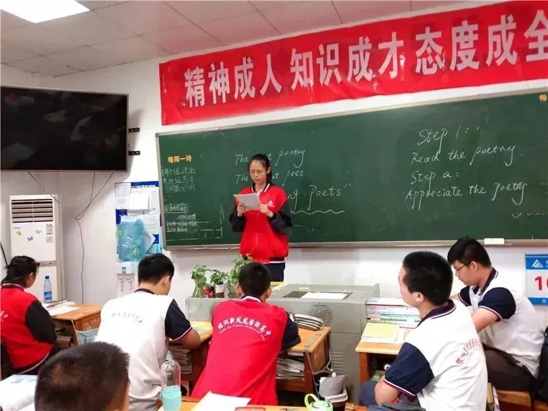 中考放榜,多元未来!来新凤凰,找到属于你的“最优解”-第9张图片-四季读书网 中考放榜,多元未来!来新凤凰,找到属于你的“最优解”-第9张图片-四季读书网