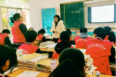 中考放榜,多元未来!来新凤凰,找到属于你的“最优解”-第15张图片-四季读书网 中考放榜,多元未来!来新凤凰,找到属于你的“最优解”-第15张图片-四季读书网