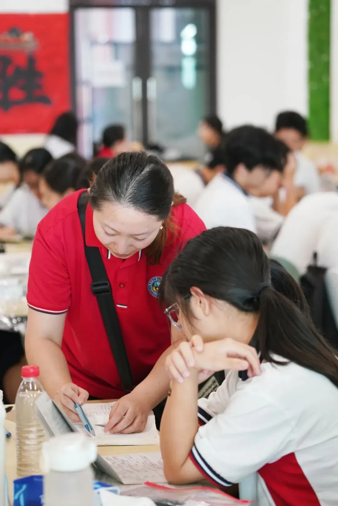 中考翌日|聚力护航,铁英必胜!-第19张图片-四季读书网 中考翌日|聚力护航,铁英必胜!-第19张图片-四季读书网
