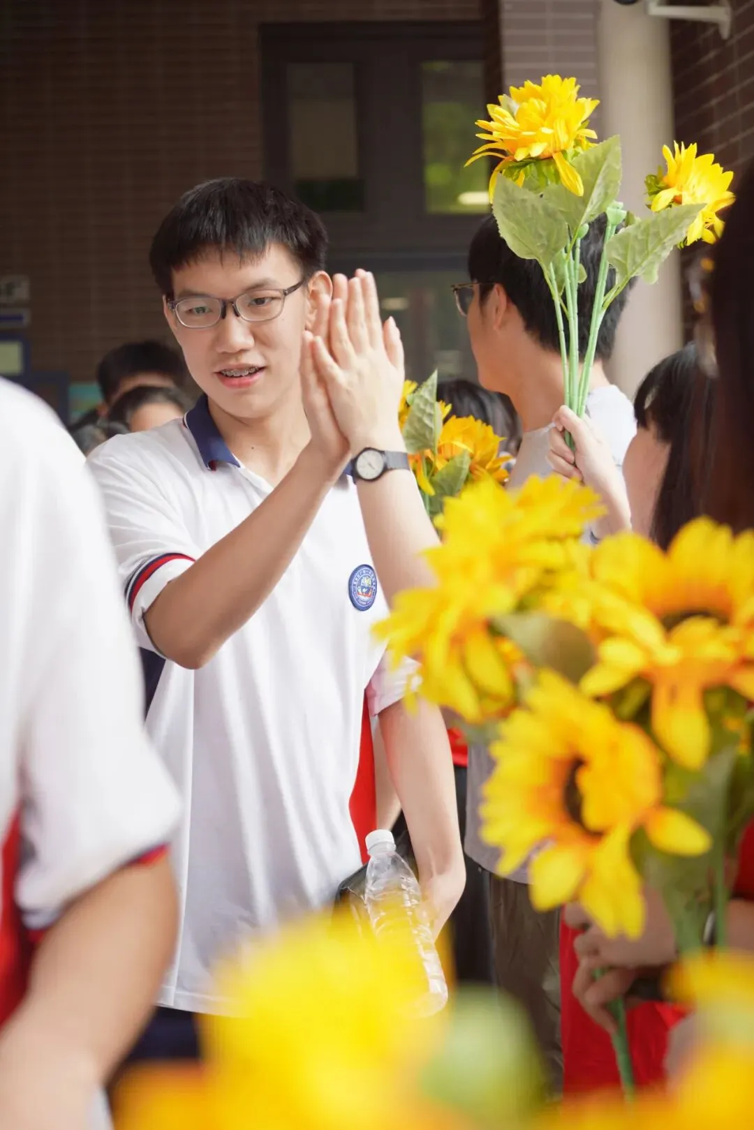 中考翌日|聚力护航,铁英必胜!-第35张图片-四季读书网 中考翌日|聚力护航,铁英必胜!-第35张图片-四季读书网