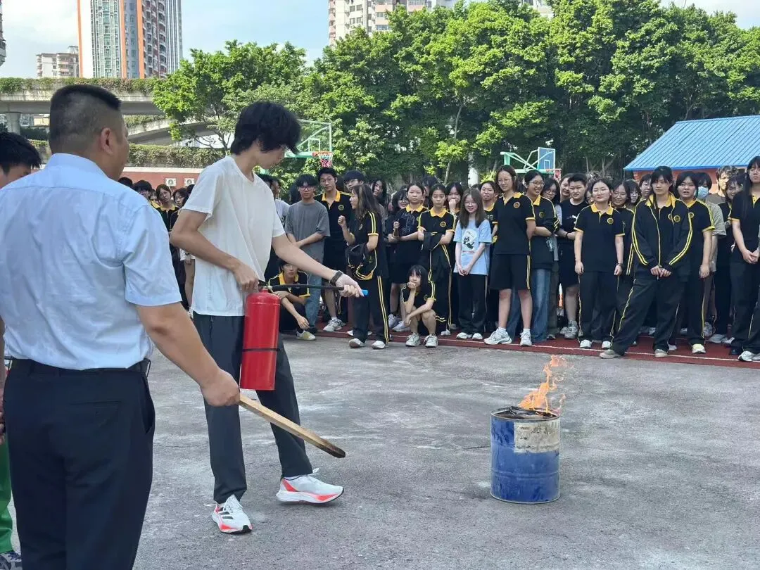 中考发挥失常怎么办?这所广州中考复读学校正在招生中-第120张图片-四季读书网