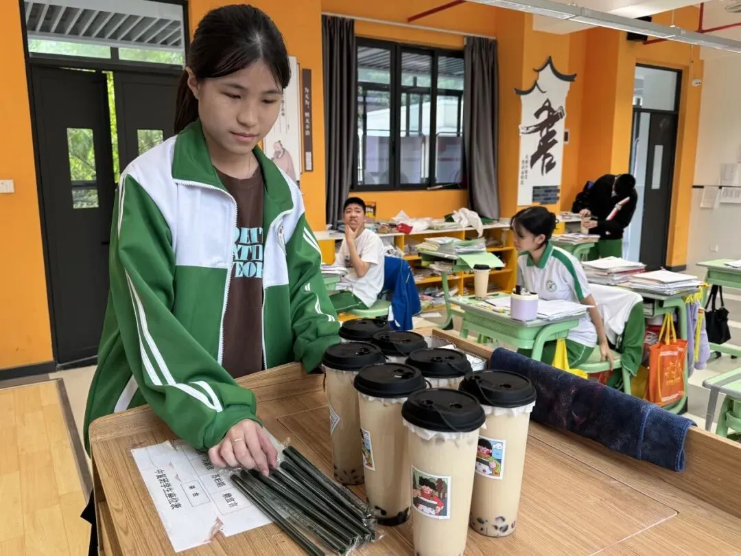 中考发挥失常怎么办?这所广州中考复读学校正在招生中-第140张图片-四季读书网