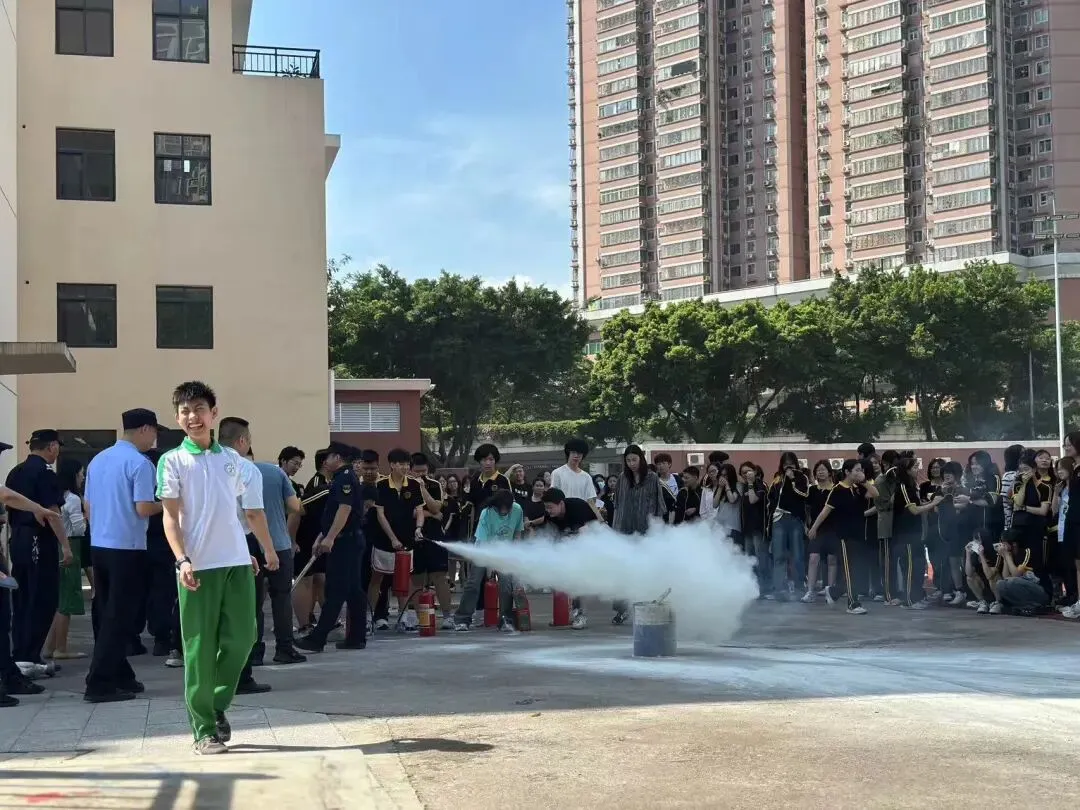 中考发挥失常怎么办?这所广州中考复读学校正在招生中-第144张图片-四季读书网