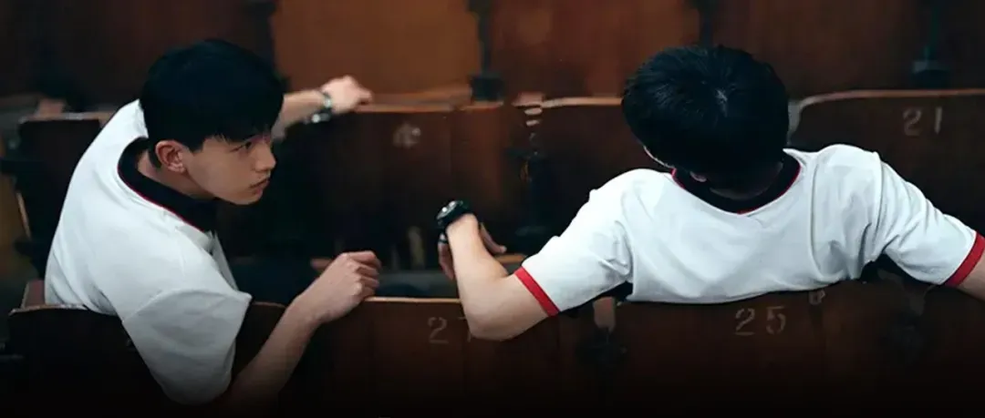中考成绩出来了,请不要打扰别人的幸福!-第1张图片-四季读书网 中考成绩出来了,请不要打扰别人的幸福!-第1张图片-四季读书网