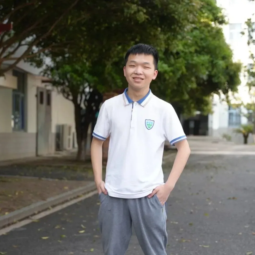 毕业季故事丨中考“差一点”,高考“超预期”——丹勋少年们的同升湖三年-第6张图片-四季读书网 毕业季故事丨中考“差一点”,高考“超预期”——丹勋少年们的同升湖三年-第6张图片-四季读书网