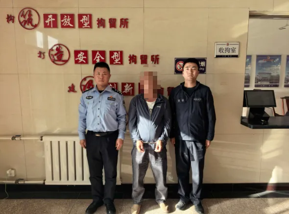 中考落幕,守护不止步!惠农公安开展中考后集中清查行动-第13张图片-四季读书网 中考落幕,守护不止步!惠农公安开展中考后集中清查行动-第13张图片-四季读书网