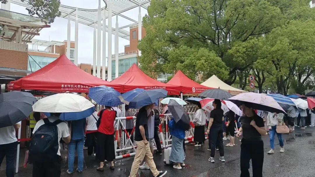 直击上海中考自招现场-第2张图片-四季读书网