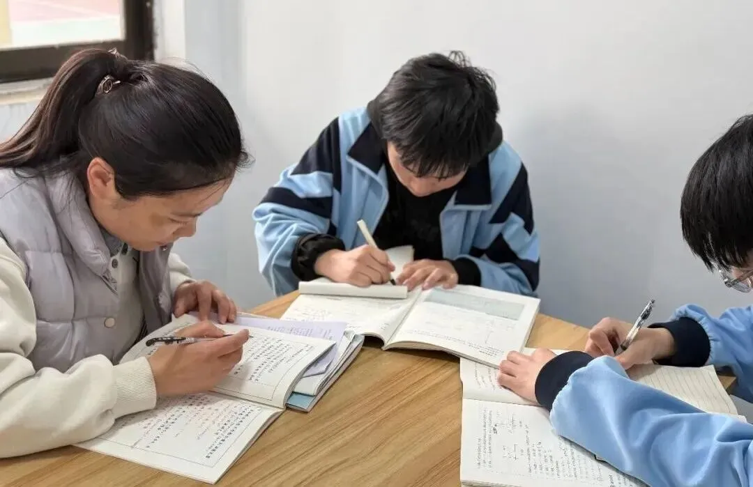 提醒!中考成绩今日可查询-第9张图片-四季读书网 提醒!中考成绩今日可查询-第9张图片-四季读书网