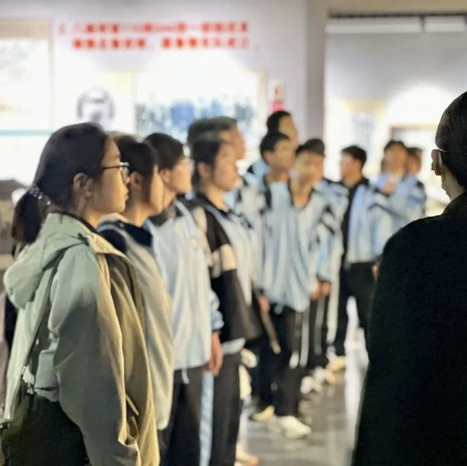 提醒!中考成绩今日可查询-第23张图片-四季读书网 提醒!中考成绩今日可查询-第23张图片-四季读书网