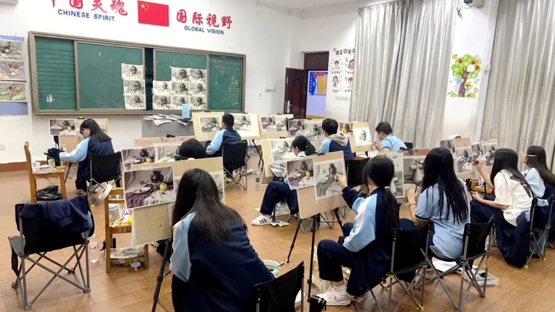 中考放榜|分数不是终点,在石外高中,每个人都有自己的＂逆袭赛道＂-第8张图片-四季读书网