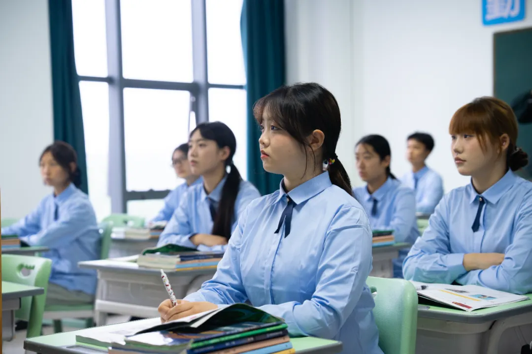 中考后选普高还是职校?西安新东方老师结合陕西真实考情,算一笔清醒账-第5张图片-四季读书网 中考后选普高还是职校?西安新东方老师结合陕西真实考情,算一笔清醒账-第5张图片-四季读书网