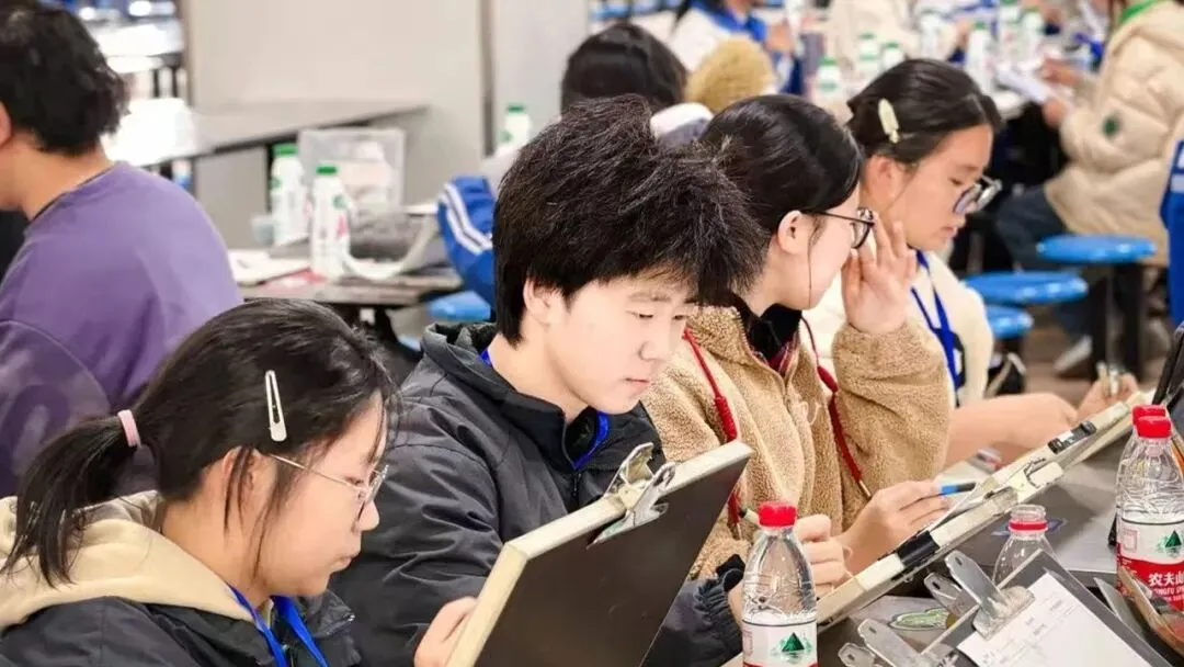 中考也能捡漏?嘉兴这些普高名额,好多人都没听说过!有人收到消息就去了~-第18张图片-四季读书网