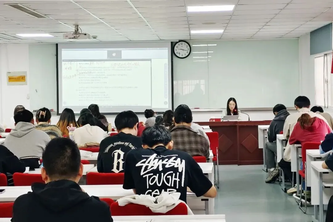 【开课倒计时2天】江苏农商行全真模考实训班将于4月12日全国同步开课!-第4张图片-四季读书网 【开课倒计时2天】江苏农商行全真模考实训班将于4月12日全国同步开课!-第4张图片-四季读书网