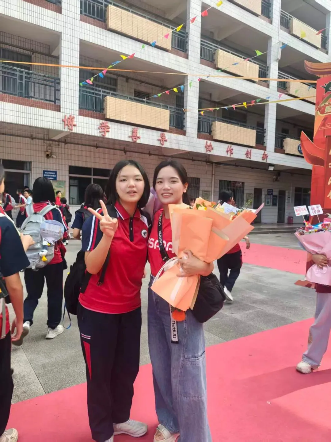 中考结束那天,我在校门口等到了自己的“毕业证”-第4张图片-四季读书网 中考结束那天,我在校门口等到了自己的“毕业证”-第4张图片-四季读书网