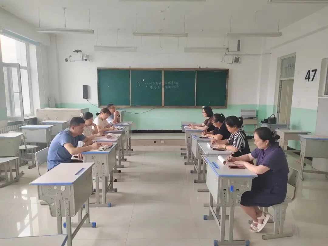 集团联研聚合力 真题精析促提质 ——尼尔基第一中学举行2026届高考分析暨教学技能大赛经验交流会-第18张图片-四季读书网