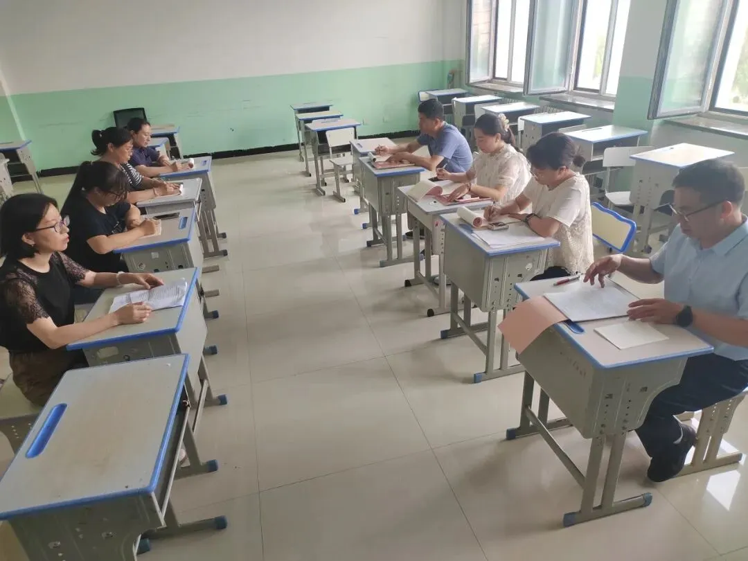 集团联研聚合力 真题精析促提质 ——尼尔基第一中学举行2026届高考分析暨教学技能大赛经验交流会-第42张图片-四季读书网