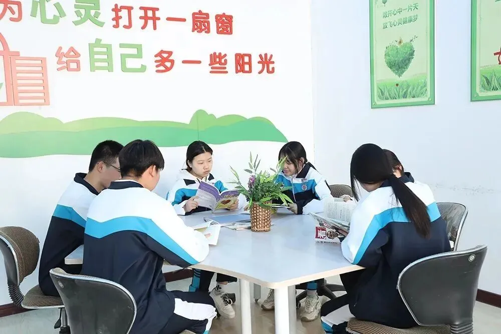 中考分数不理想?大庆这所公办学校,有多条路径圆梦大学-第6张图片-四季读书网 中考分数不理想?大庆这所公办学校,有多条路径圆梦大学-第6张图片-四季读书网