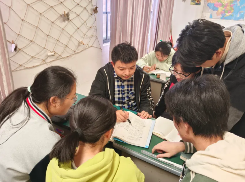 南昌市致远双语学校2027届中考复读班-第20张图片-四季读书网 南昌市致远双语学校2027届中考复读班-第20张图片-四季读书网