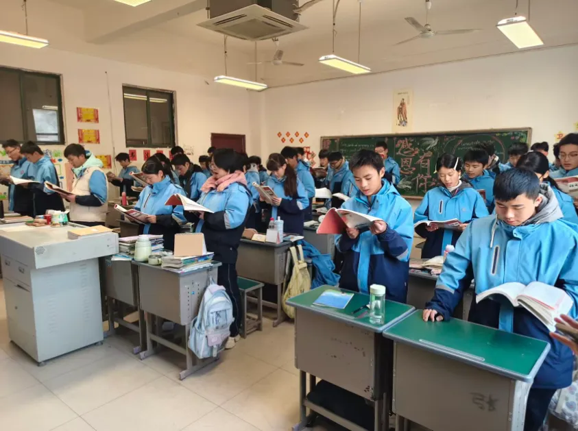 南昌市致远双语学校2027届中考复读班-第30张图片-四季读书网 南昌市致远双语学校2027届中考复读班-第30张图片-四季读书网