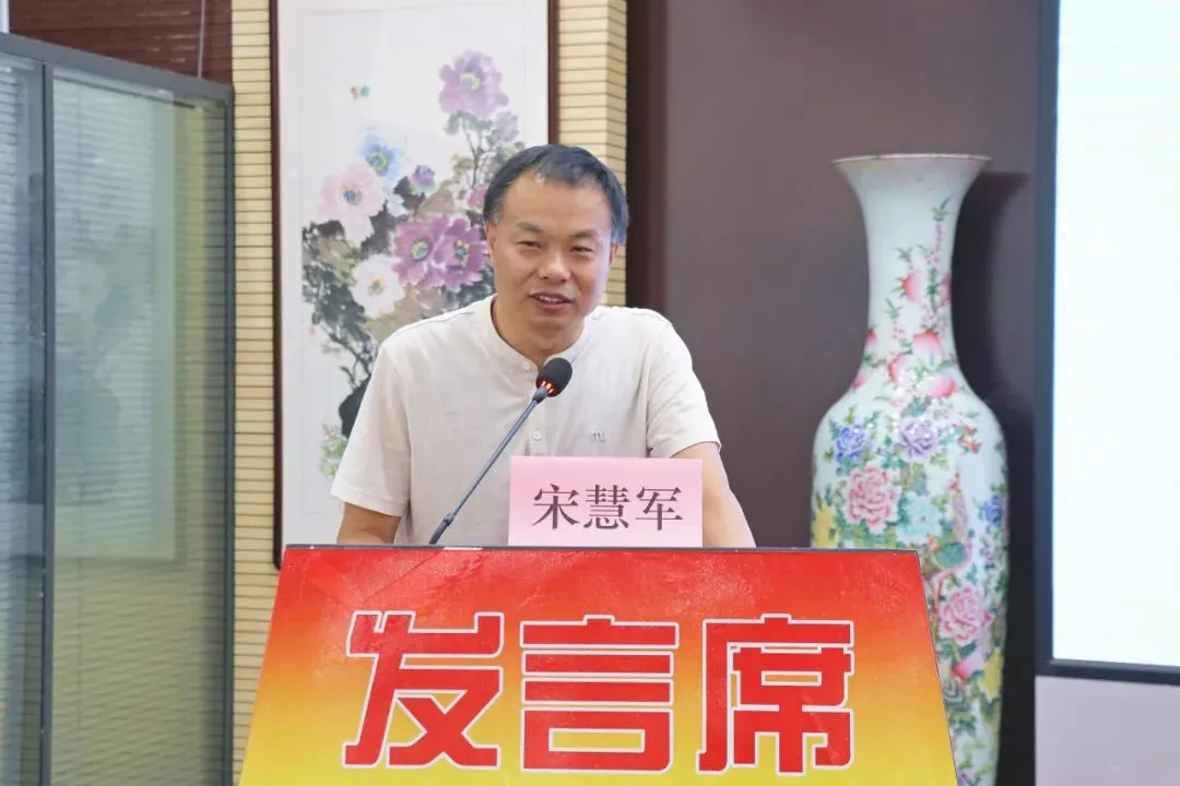 研思真题明导向 精研策略促备考—— 我校举办2026年高考试题分析暨答题规范与备考策略研讨会-第10张图片-四季读书网