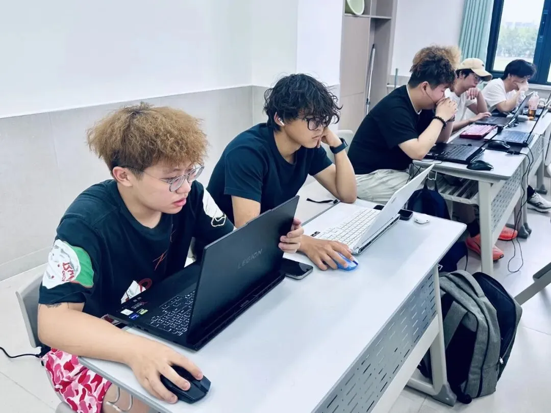 数字赋能教学 智慧助力成长—PTE全真模拟考试顺利开展-第1张图片-四季读书网