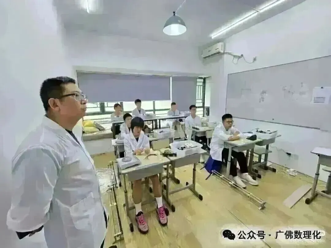 2026+年广东省初中学业水平考试数学试卷-第10张图片-四季读书网