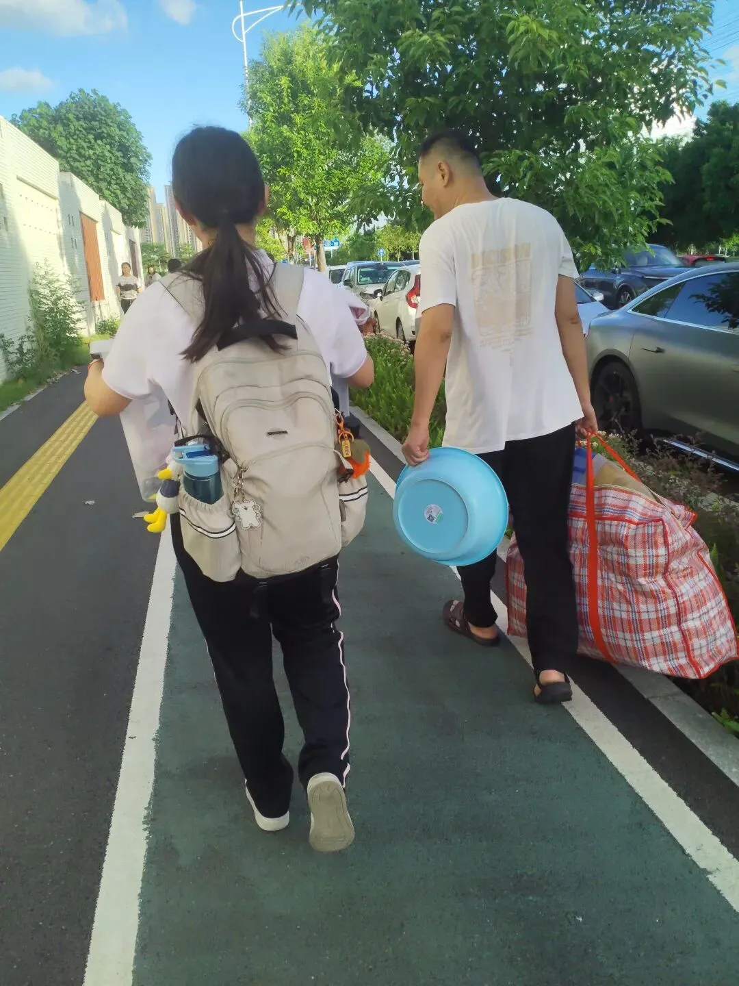 中考结束~6月荣誉激励-第4张图片-四季读书网