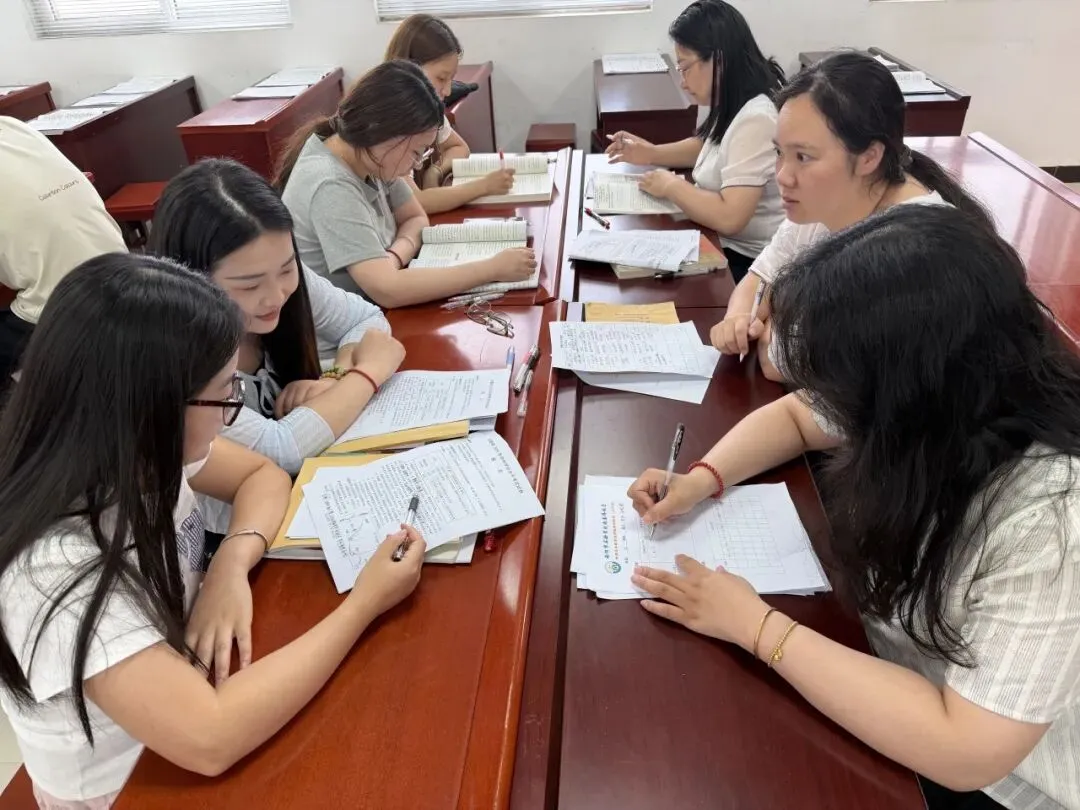 南泰教学||对标中考研真题 立足闭环提质量-第8张图片-四季读书网 南泰教学||对标中考研真题 立足闭环提质量-第8张图片-四季读书网