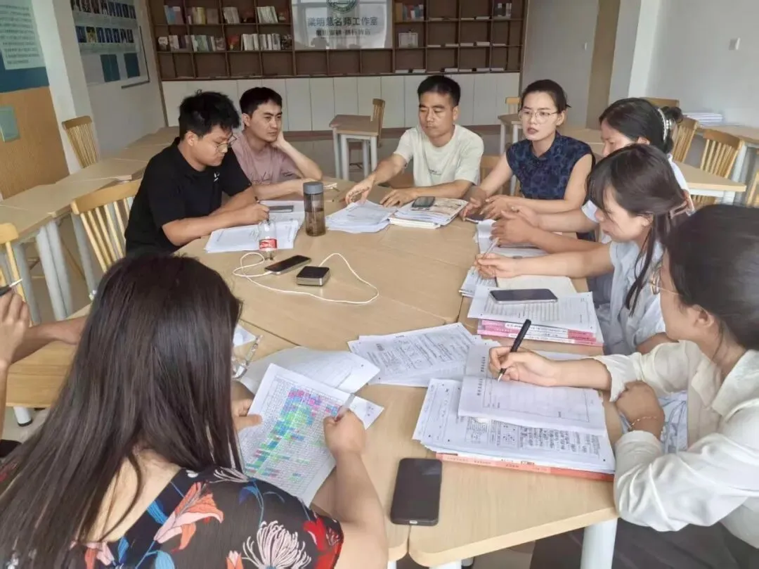 南泰教学||对标中考研真题 立足闭环提质量-第12张图片-四季读书网 南泰教学||对标中考研真题 立足闭环提质量-第12张图片-四季读书网