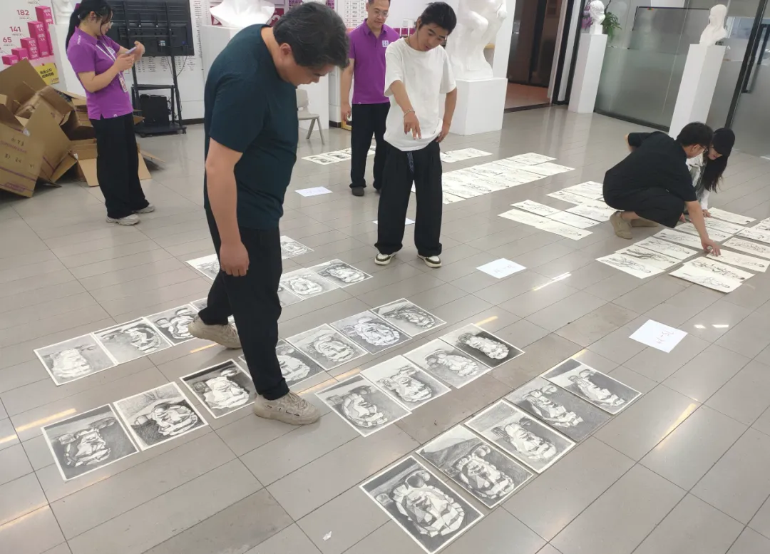 艺启美术· 2026美术中考模考纪实,以考促练!-第11张图片-四季读书网 艺启美术· 2026美术中考模考纪实,以考促练!-第11张图片-四季读书网