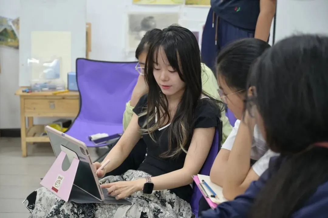 艺启美术· 2026美术中考模考纪实,以考促练!-第27张图片-四季读书网 艺启美术· 2026美术中考模考纪实,以考促练!-第27张图片-四季读书网
