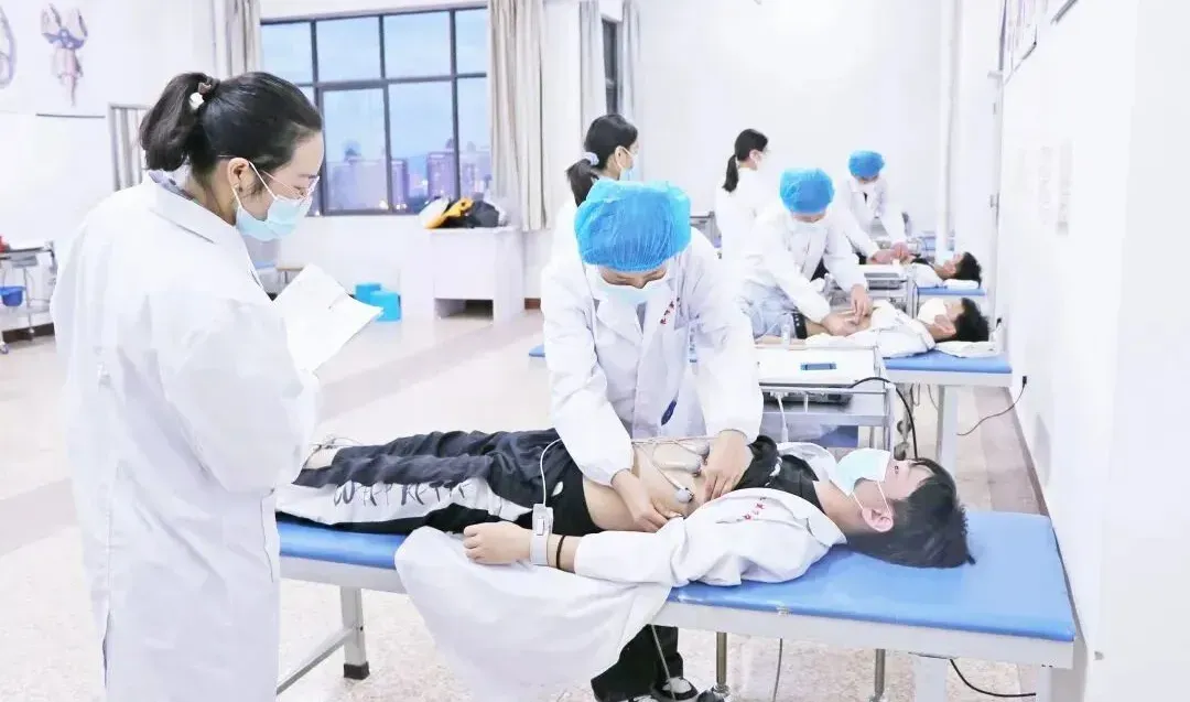 中考多少分才能报昆明市卫校 || 2026年昆明市卫生学校招生-第10张图片-四季读书网 中考多少分才能报昆明市卫校 || 2026年昆明市卫生学校招生-第10张图片-四季读书网