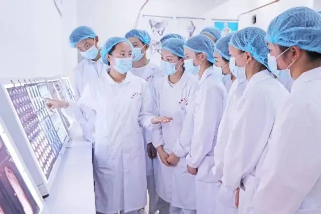 中考多少分才能报昆明市卫校 || 2026年昆明市卫生学校招生-第12张图片-四季读书网 中考多少分才能报昆明市卫校 || 2026年昆明市卫生学校招生-第12张图片-四季读书网