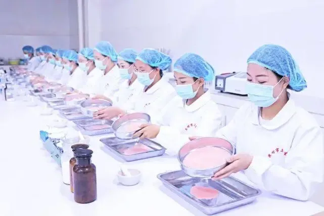 中考多少分才能报昆明市卫校 || 2026年昆明市卫生学校招生-第13张图片-四季读书网 中考多少分才能报昆明市卫校 || 2026年昆明市卫生学校招生-第13张图片-四季读书网