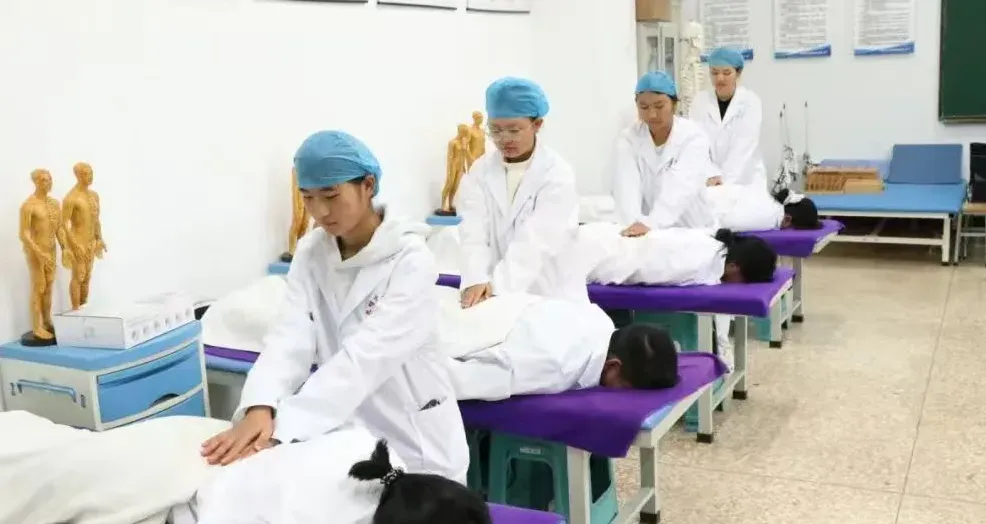 中考多少分才能报昆明市卫校 || 2026年昆明市卫生学校招生-第24张图片-四季读书网 中考多少分才能报昆明市卫校 || 2026年昆明市卫生学校招生-第24张图片-四季读书网