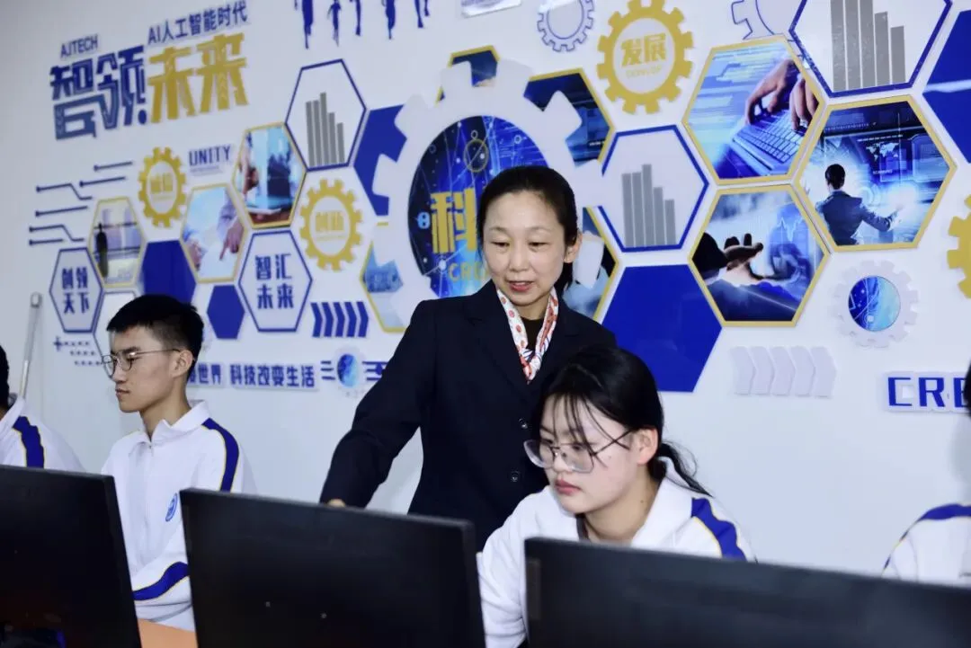 中考家长必看!计算机专业是什么样?济南电子机械工程学校专业介绍来了!-第2张图片-四季读书网 中考家长必看!计算机专业是什么样?济南电子机械工程学校专业介绍来了!-第2张图片-四季读书网