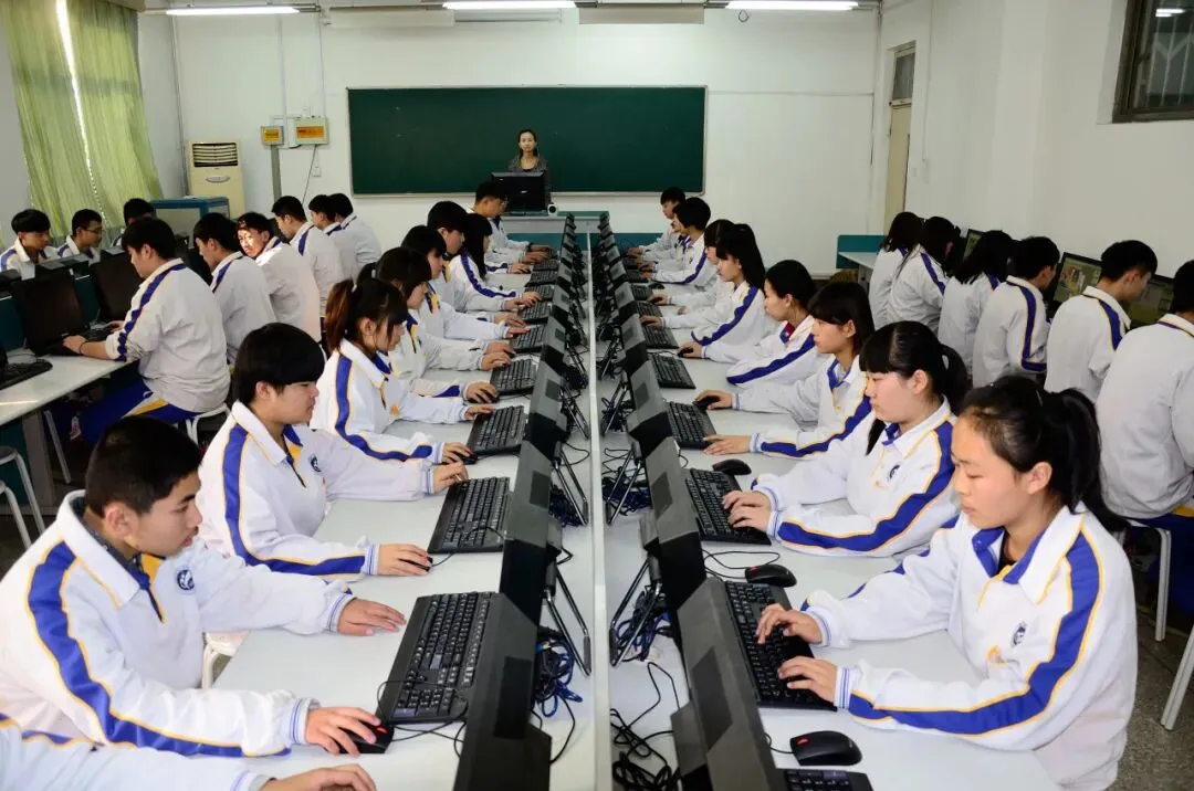 中考家长必看!计算机专业是什么样?济南电子机械工程学校专业介绍来了!-第4张图片-四季读书网 中考家长必看!计算机专业是什么样?济南电子机械工程学校专业介绍来了!-第4张图片-四季读书网