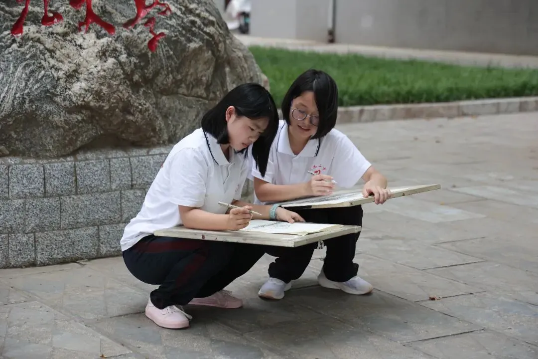 万余人参会!引爆全城!中考志愿填报咨询会圆满举行!-第116张图片-四季读书网