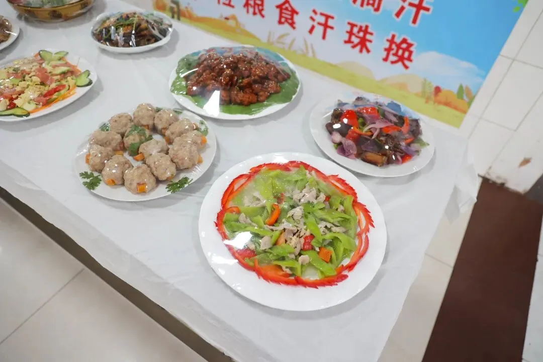 万余人参会!引爆全城!中考志愿填报咨询会圆满举行!-第127张图片-四季读书网