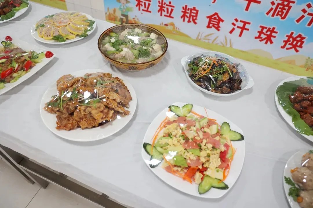 万余人参会!引爆全城!中考志愿填报咨询会圆满举行!-第128张图片-四季读书网