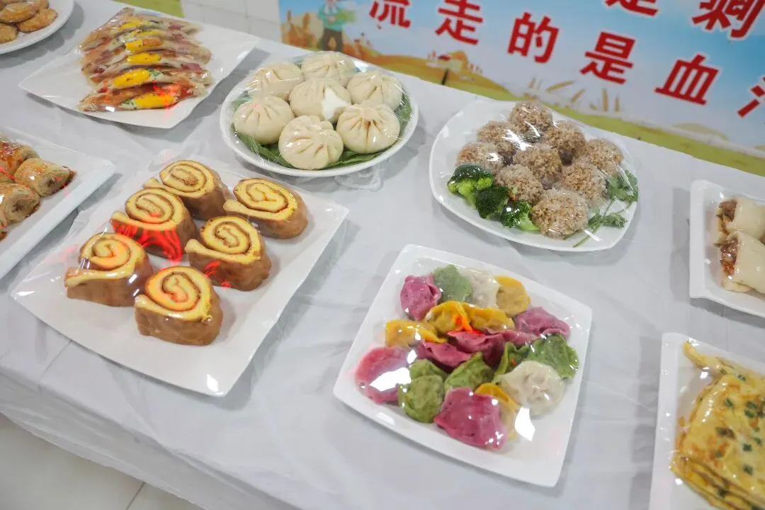 万余人参会!引爆全城!中考志愿填报咨询会圆满举行!-第140张图片-四季读书网