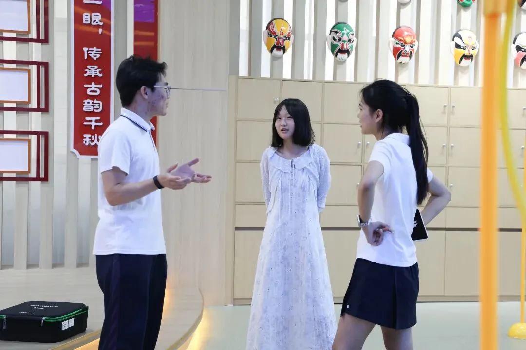万余人参会!引爆全城!中考志愿填报咨询会圆满举行!-第163张图片-四季读书网