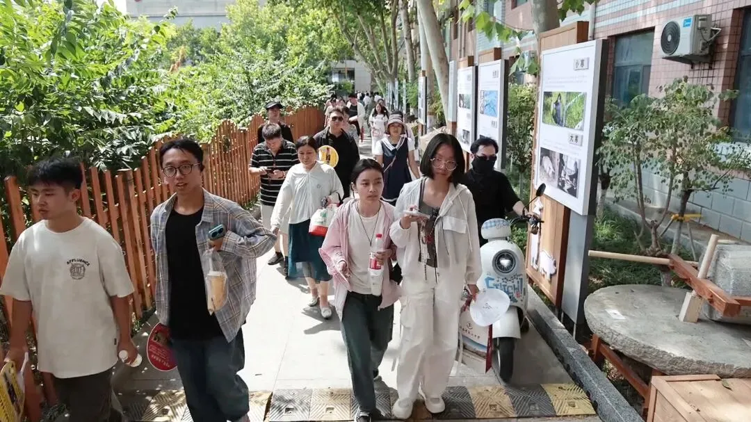 万余人参会!引爆全城!中考志愿填报咨询会圆满举行!-第166张图片-四季读书网