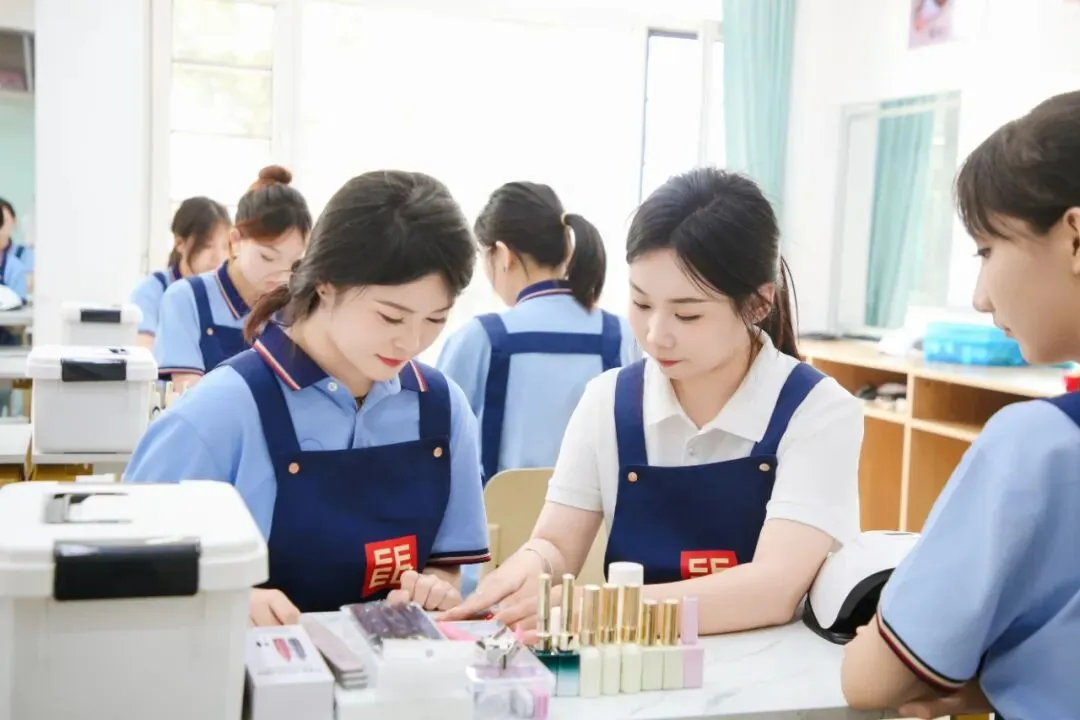 阳泉中考成绩出炉!没过普高线,与其纠结民办高中和本地职校,不如优选太原优质职校,差距一目了然-第14张图片-四季读书网
